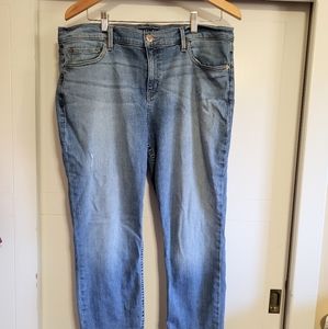 Level 99 Women's Boyfriend Jeans Size 32